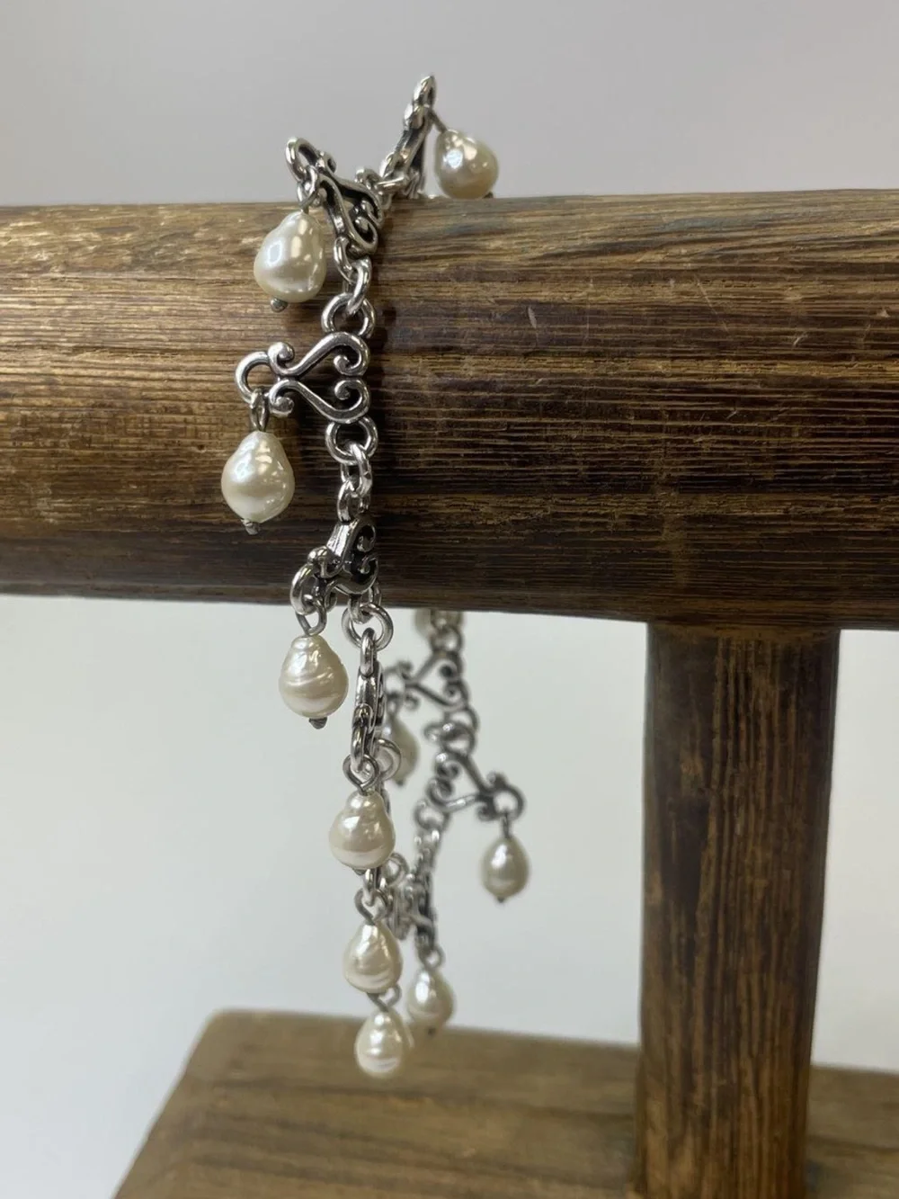 Brighton Vivaldi white glass baroque pearl beads,  scroll hearts bracelet
